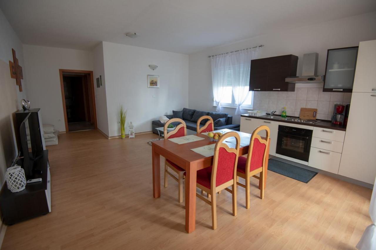 Apartments Mamut Trogir Exteriér fotografie